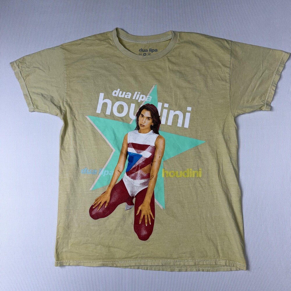 Dua Lipa Shirt Mens S/M Beige Houdini Graphic Tee Kneeling Photo Star Tagless